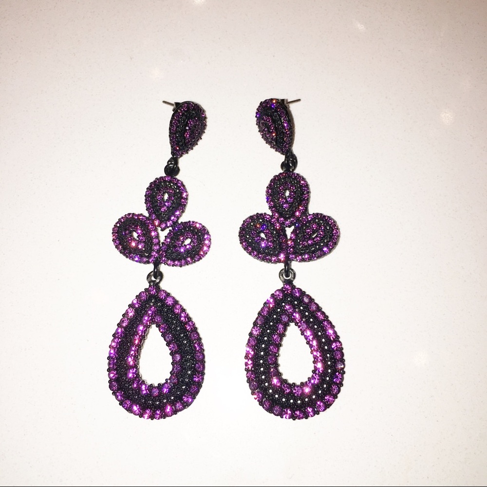 Sparkling earrings